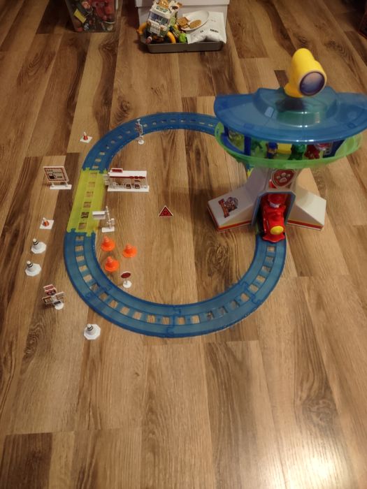 Wieża psi patrol baza