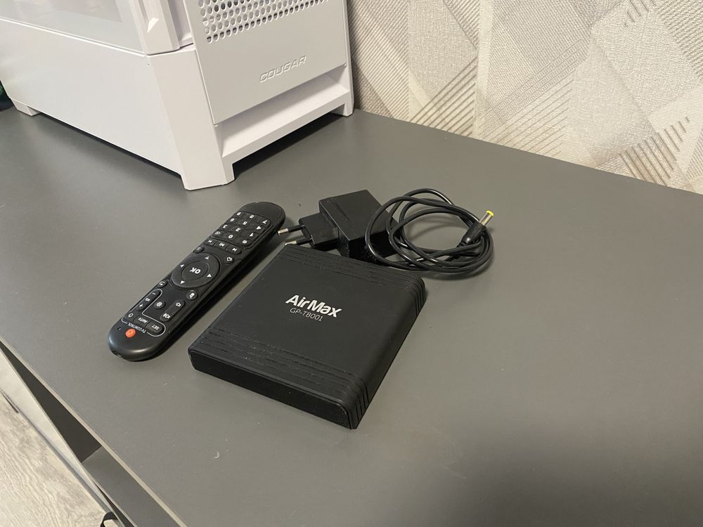 Приставка Gelius Pro Smart TV Box AirMax 4/32 GP-TB001, Black