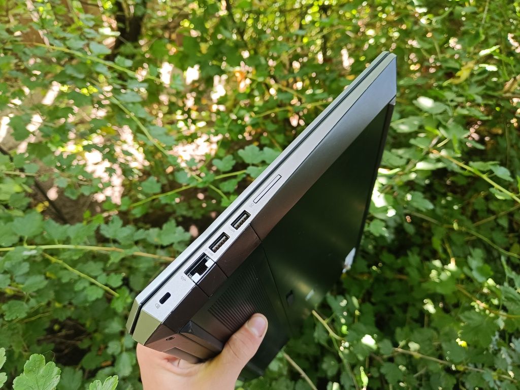 6 ядер, Ігровий ноутбук HP (i7 8850H/16/512/P1000 4GB)