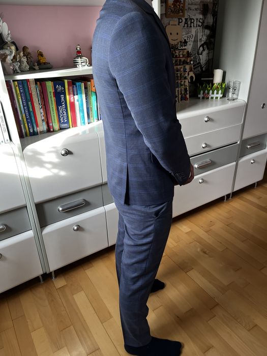 Sprzedam męski garnitur