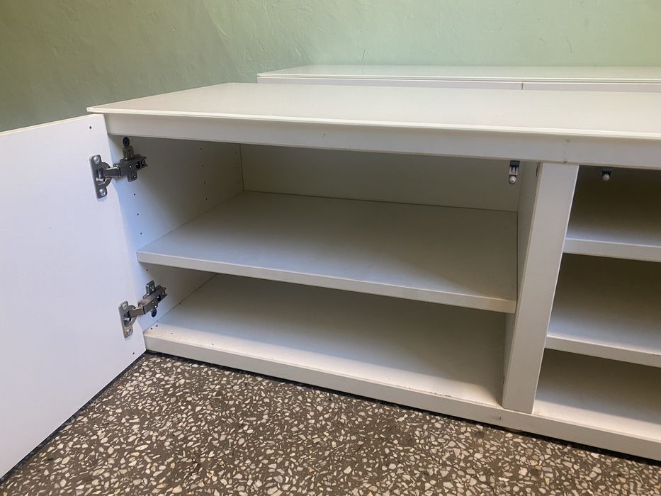 Ikea szafka besta z drzwiczkami 2 szafki