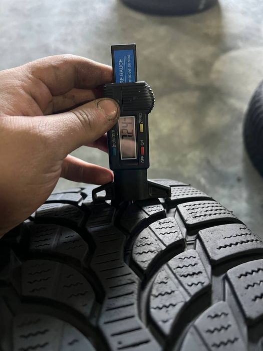 Автошини зимові BRIGESTONE 215/45/18 (2шт) Резина,Колеса,Гума,Скати,Ши