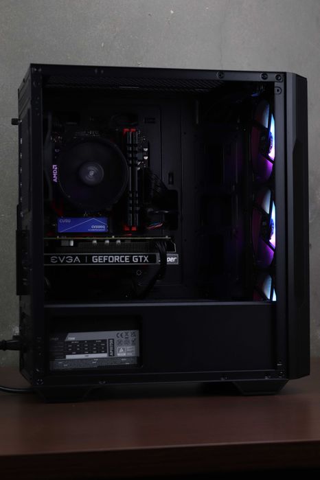 PC Gaming | GTX 1660 SUPER / Ryzen 5 3600 / 512GB SSD / RGB