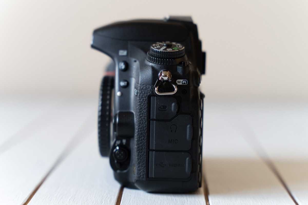 Aparat fotograficzny Nikon D750 lustrzanka