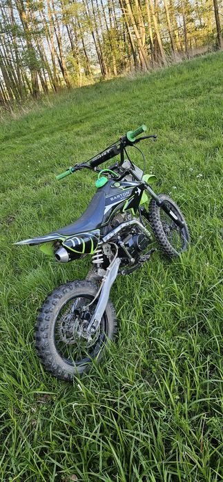 Cross Barton 125