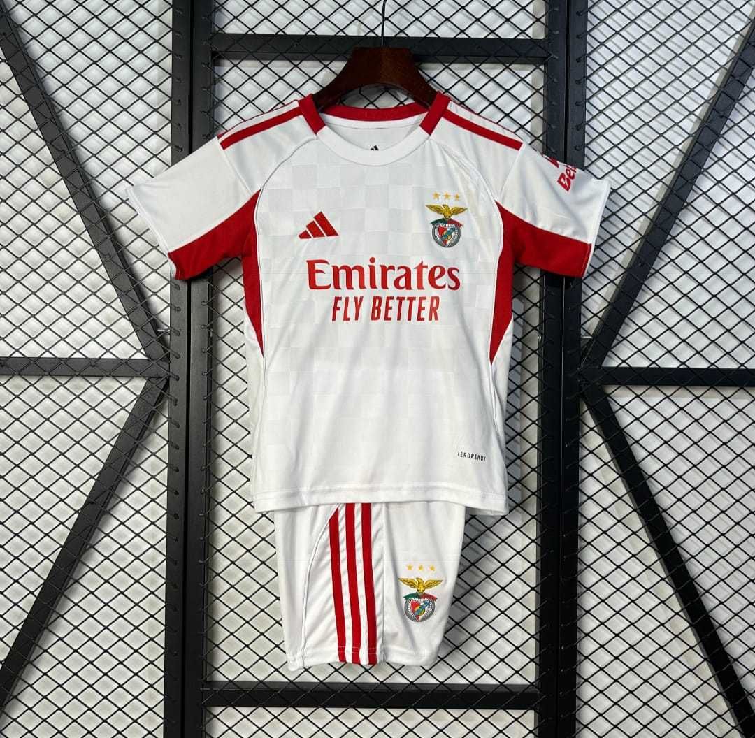 Equipamentos de criança SL Benfica 2025/2026