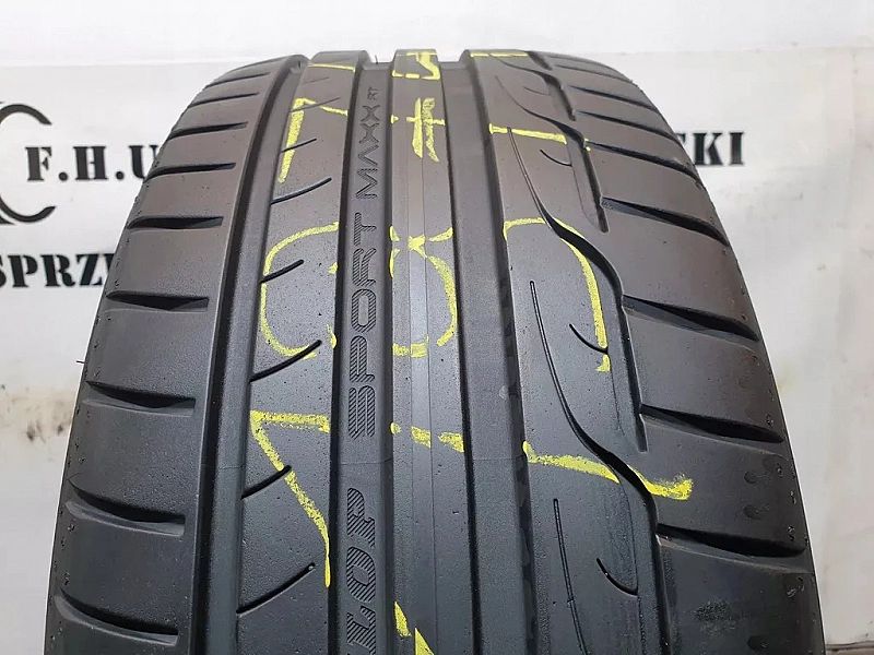 Dunlop Sport Maxx Rt 225/40/18/6,6mm (1974)