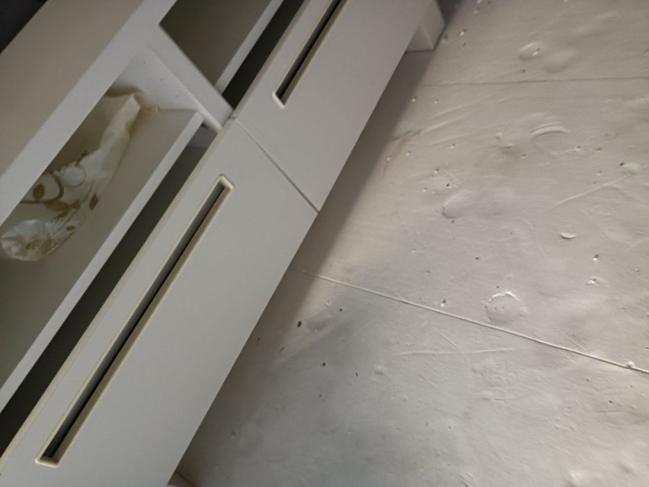 Komoda może służyc pod tv