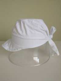 bawełniana czapka z daszkiem, z wiązaniem z tyłu głowy