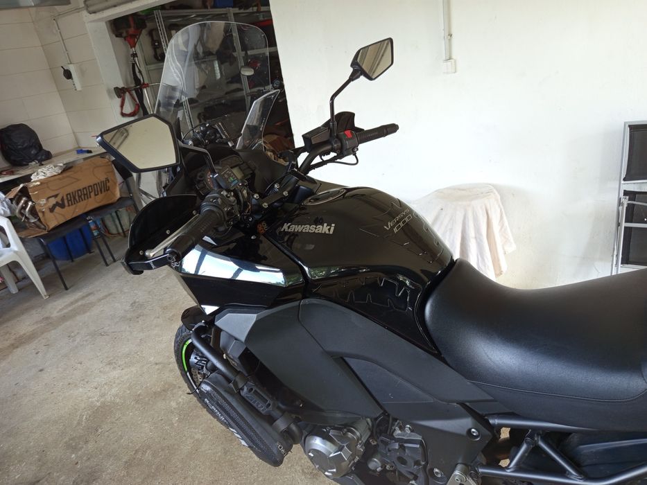 Versys 1000 de 2014 totalmente equipada