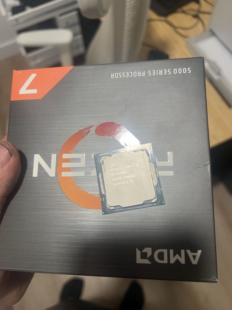 Procesor i5 10400 f box