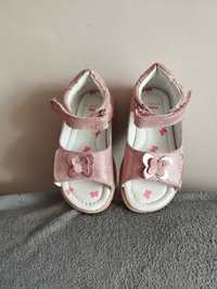 Buty sandałki różowe