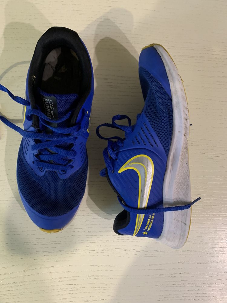 Nike star runner