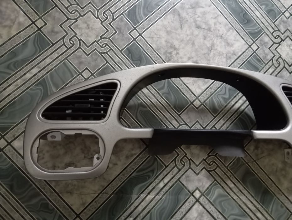 Накладка взборі. Рамка торпеди Ланос Сенс