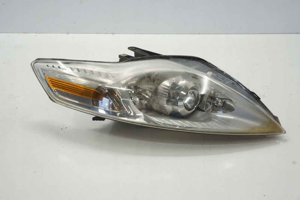 FORD MONDEO MK4 06-10R LAMPA PRAWY PRZÓD XENON ANGLIK UK