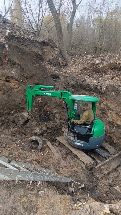 Экскаватор мини міні єксковатор по Україні та облостям своїм євакуатор