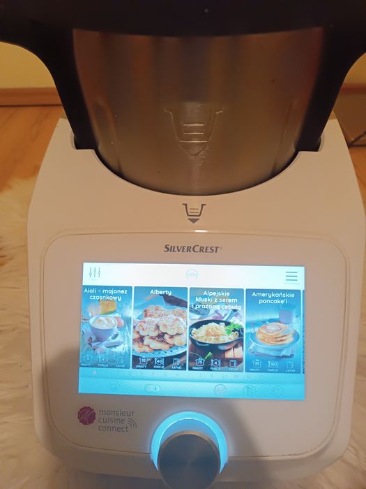 Lidlomix Silvercrest Monsieur Cuisine Connect SKNC 1200 D4 robot kuche