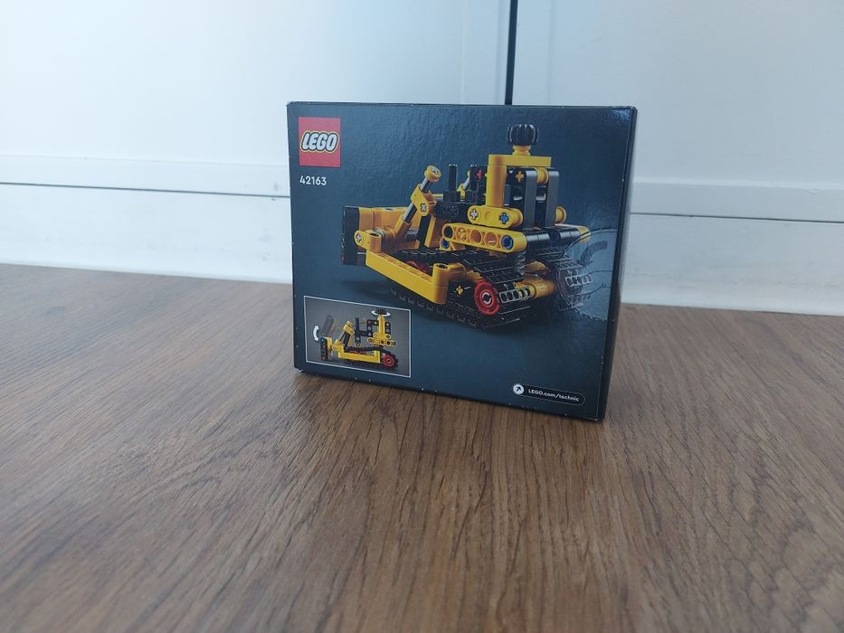 Lego 42163 Technic Heavy-Duty Bulldozer