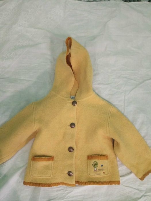 Шерстяное пальто для девочки