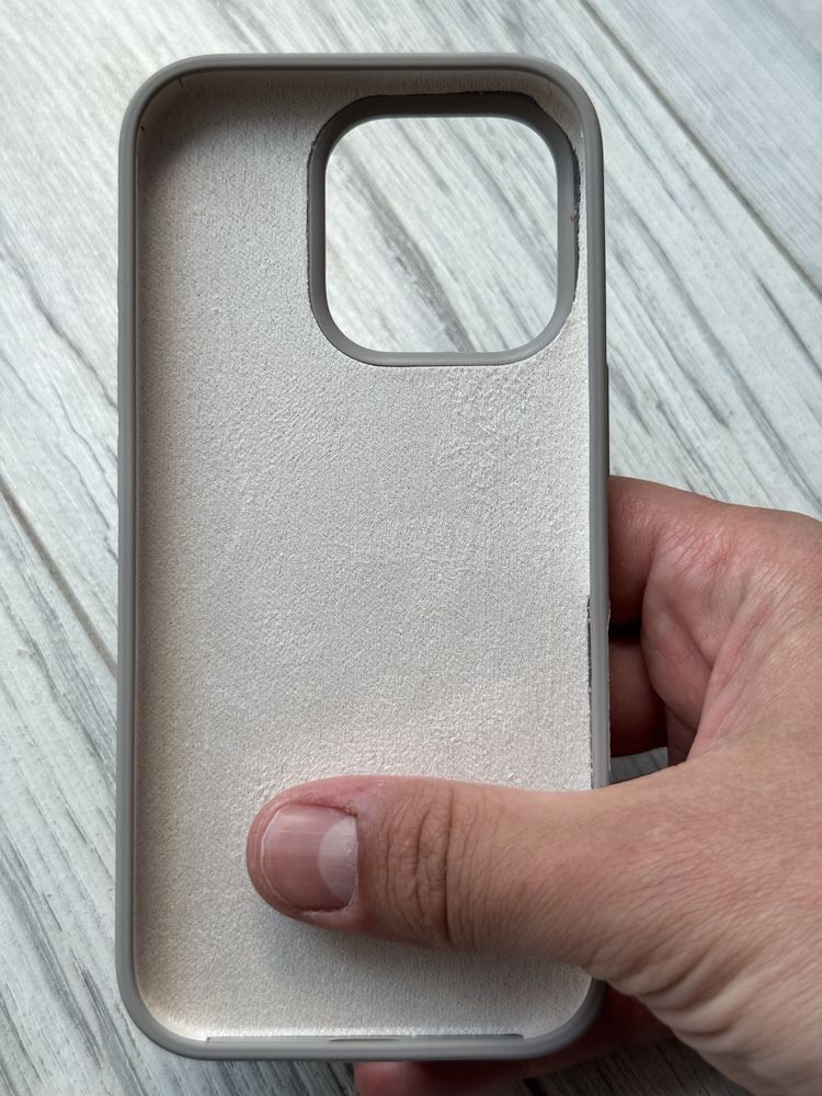 Etui do iPhone 16 Pro w kolorze szarym