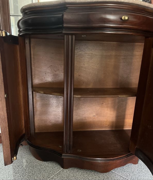 Movél de hall de entrada em madeira maciça com espelho e arrumação