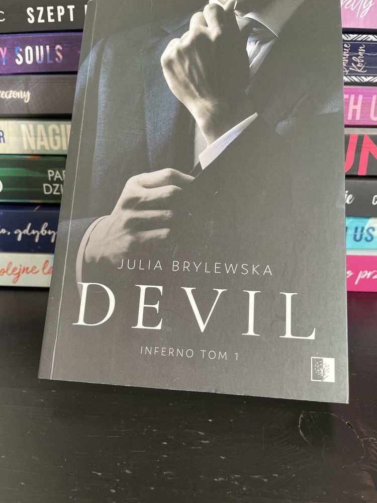 “Devil inferno tom1” Julia Brylewska