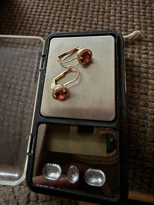 kolczyki zloto 585 z czerwonym kamieniem