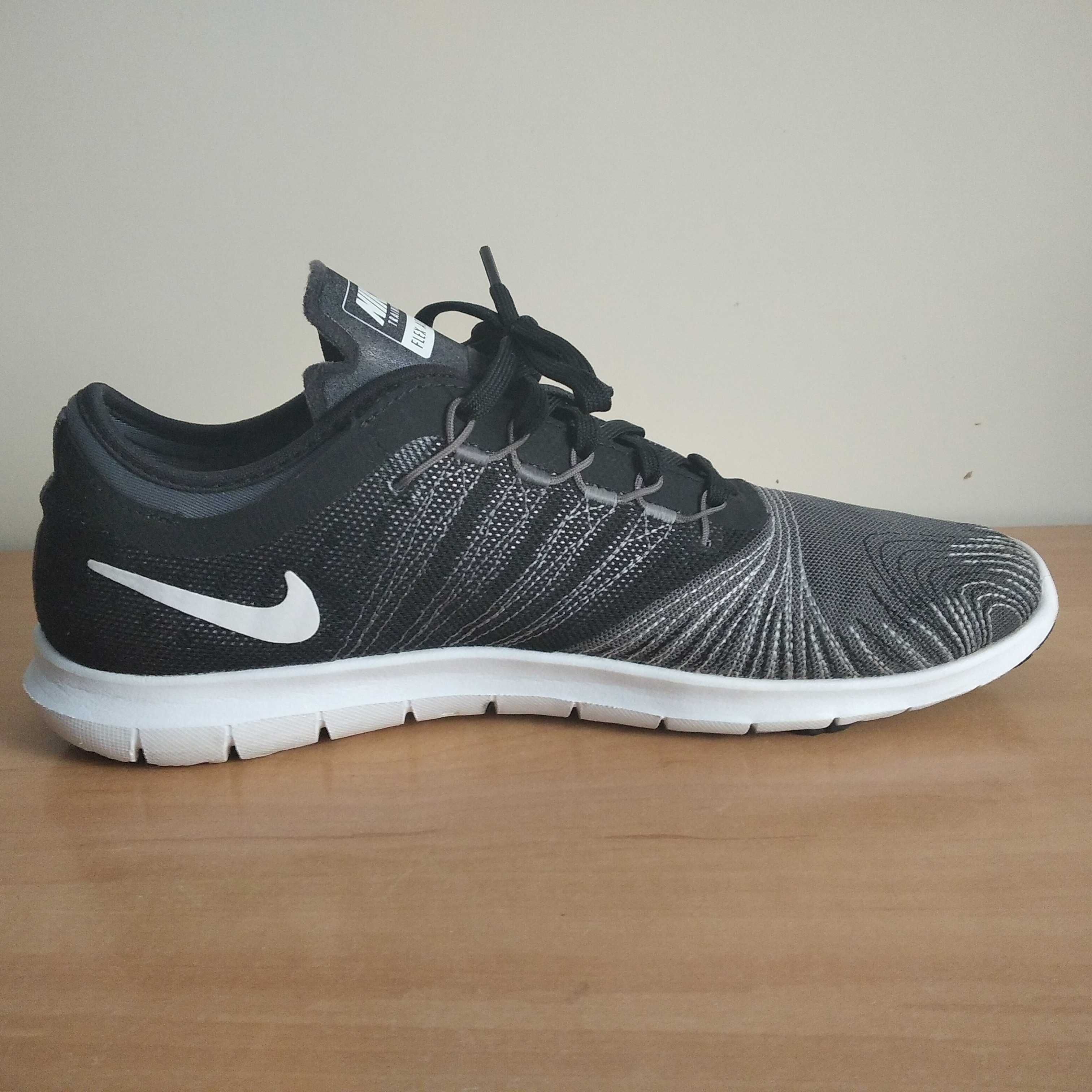 Buty biegowe NIKE Flex Adapt Tr roz.eu-40.5