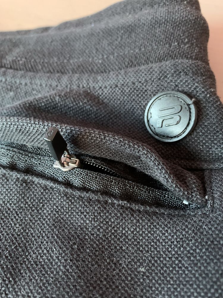 Spodnie dresowe męskie Pull&Bear L