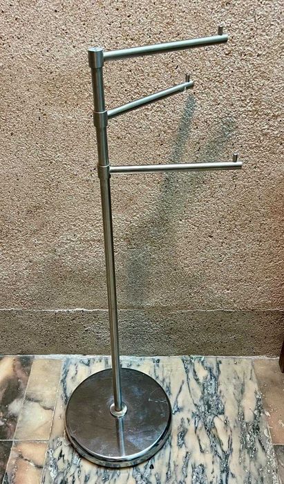 Toalheiro de Pé para Casa de Banho com 3 Braços Giratórios