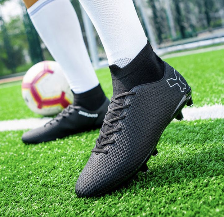 Buty piłkarskie lanki korki skarpeta futbolówki sportowe