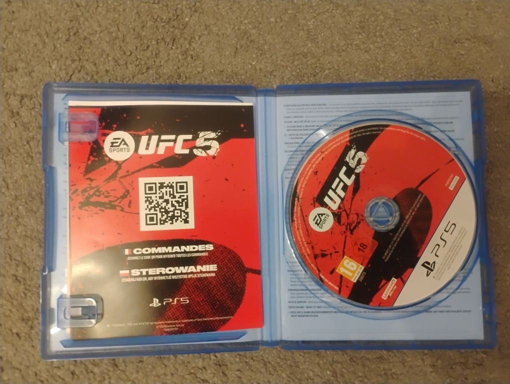 Gra UFC 5/ps5/ledwo używana
