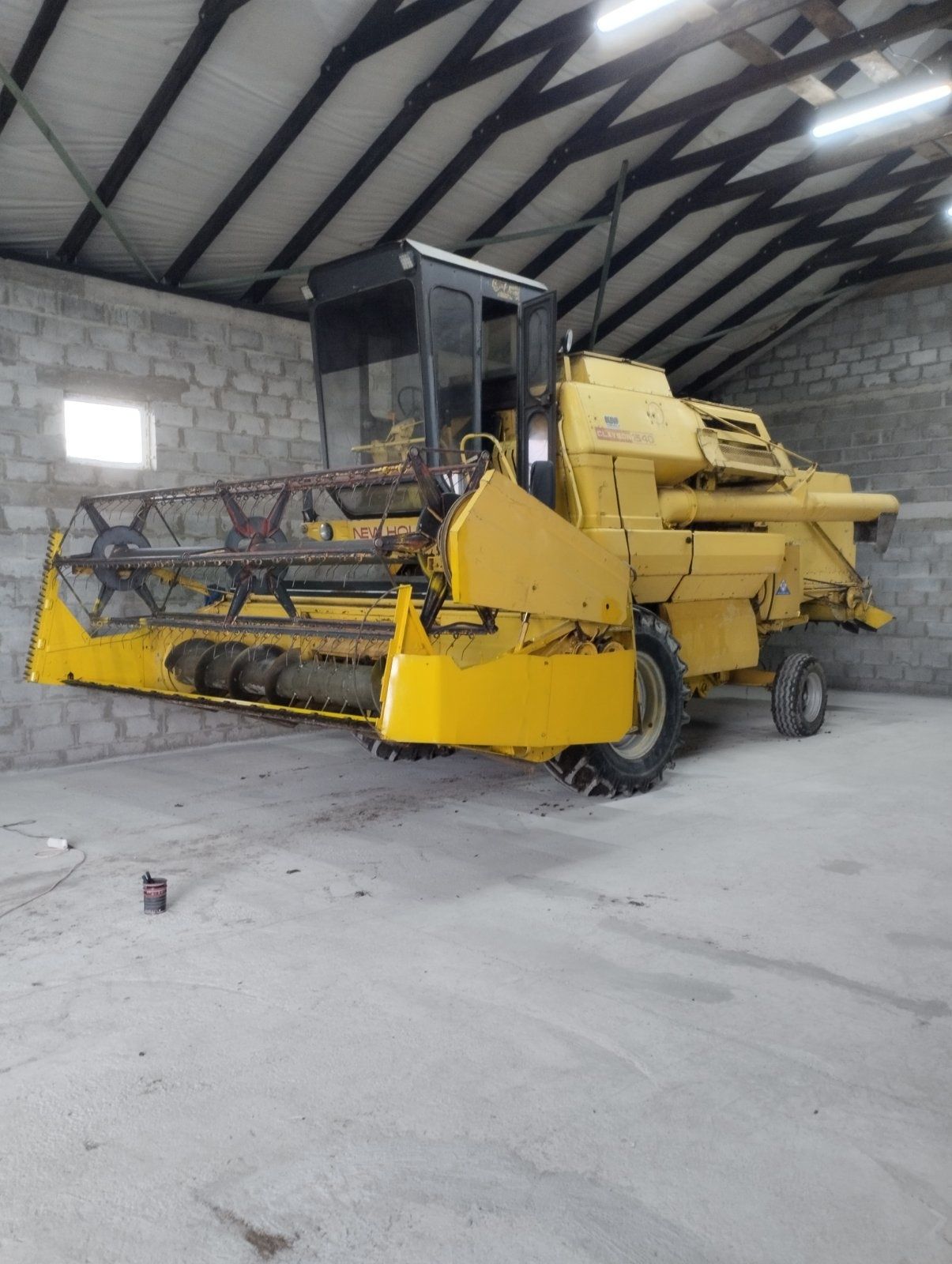 Комбайн New Holand clayson 1540