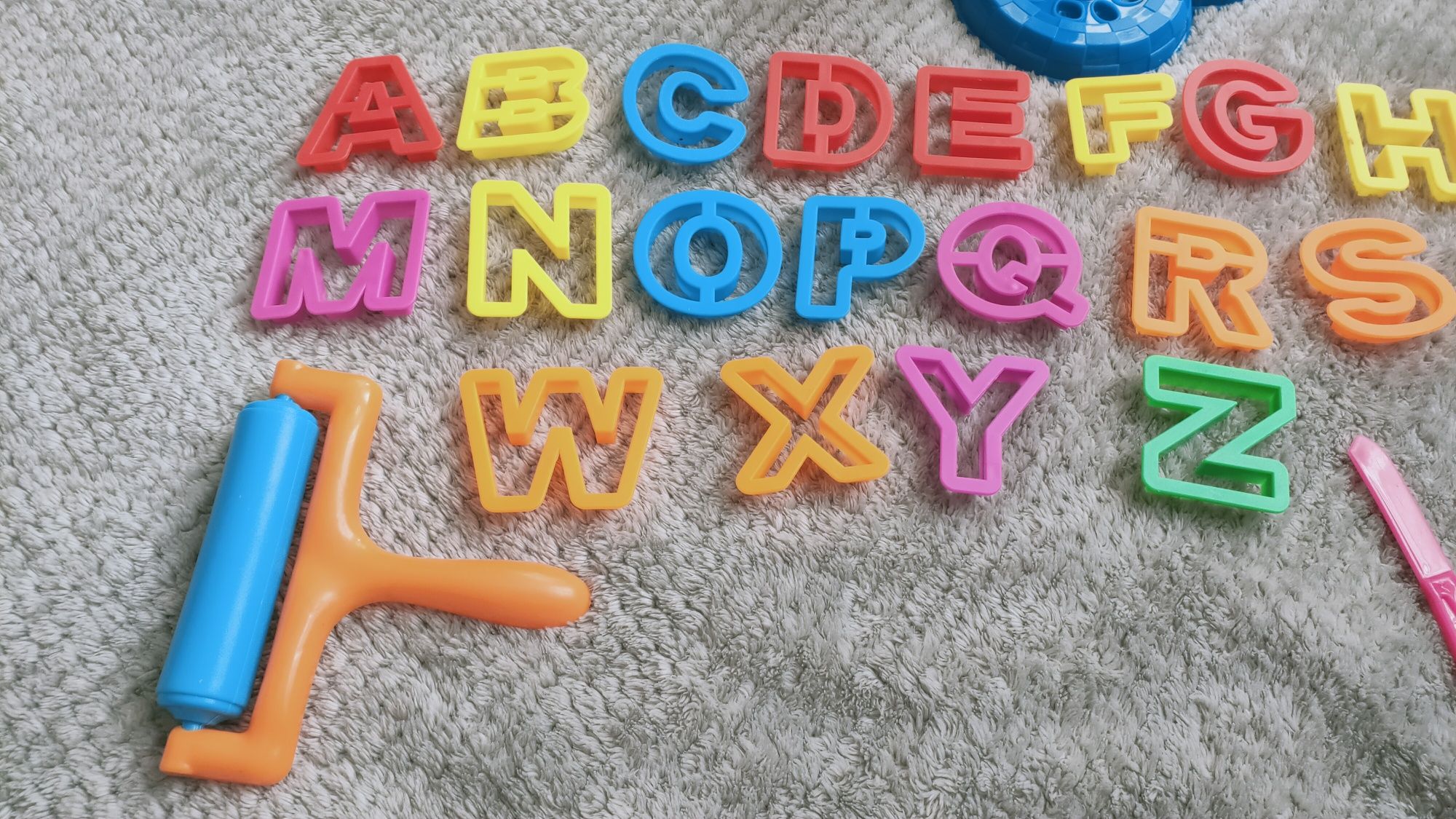 Zestaw zabawki do ciastoliny lody litery alfabet
