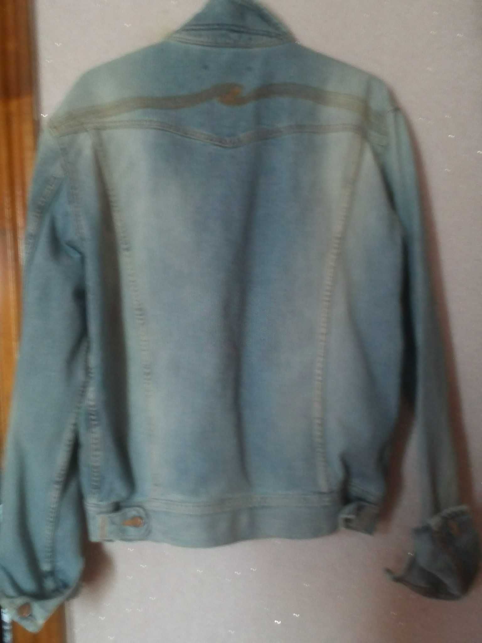 Продам джинсовую рубашку/куртку/жакет/косуху