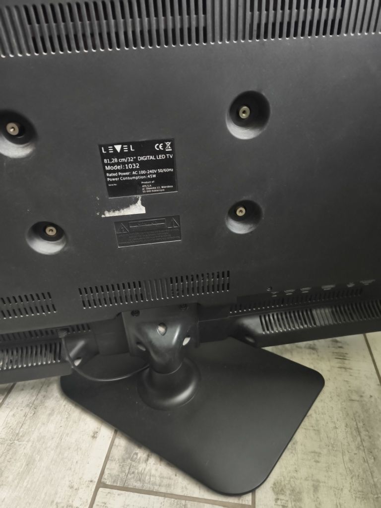 TV 32" marki LEVEL Sprawny

Model:1032