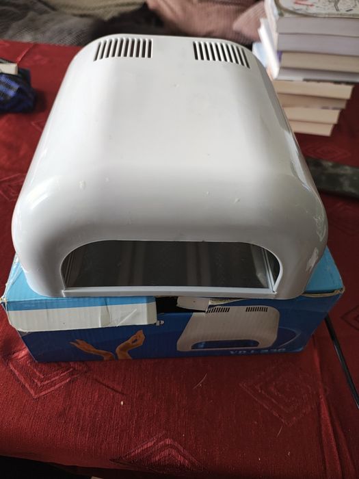 Lampa UV do paznokci