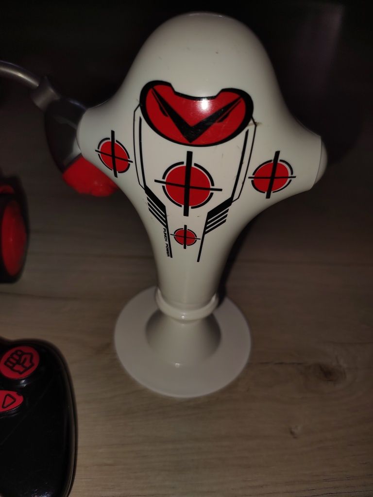 Robot zdalnie sterowany SILVERLIT Robo Kombat Zestaw treningowy