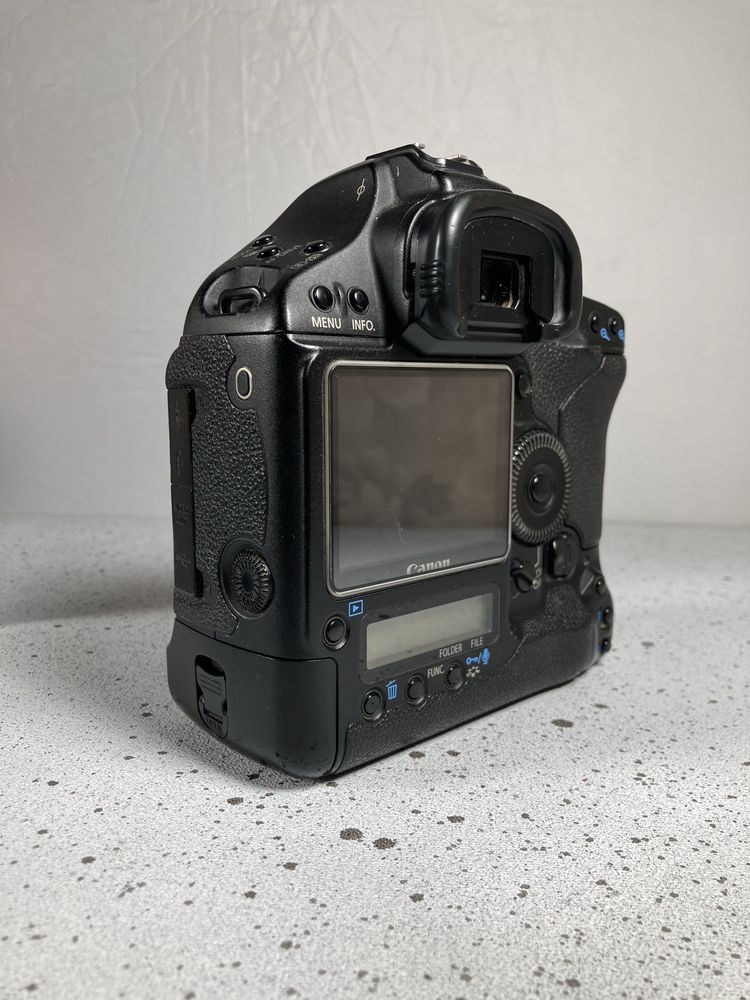 Canon 1D mark III body