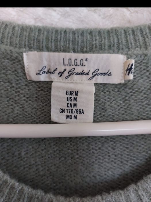 Zielony sweter z długim rękawem. H&M. Rozmiar M/oversize