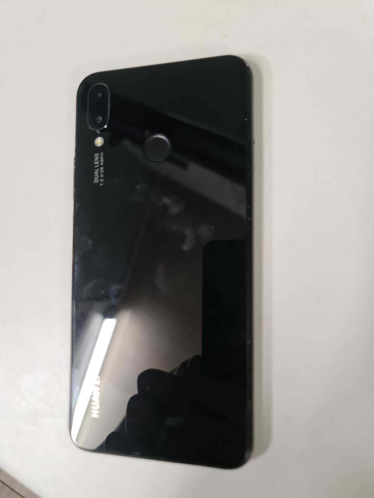 Мобильний телефон Huawei P smart Plus 4/64