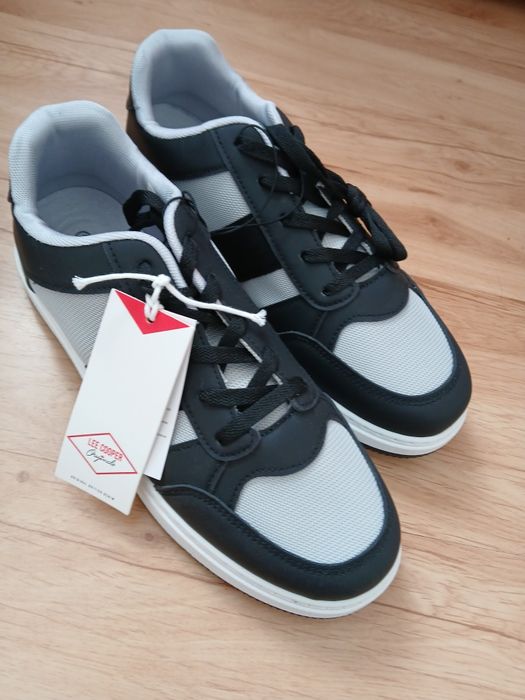 Sprzedam buty  meskie  Lee  Cooper