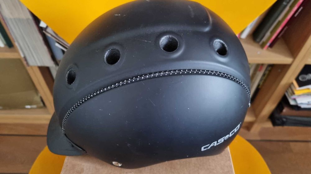 Casco Choice niemiecki kask jeździecki z wentylacją S (52-56 cm).