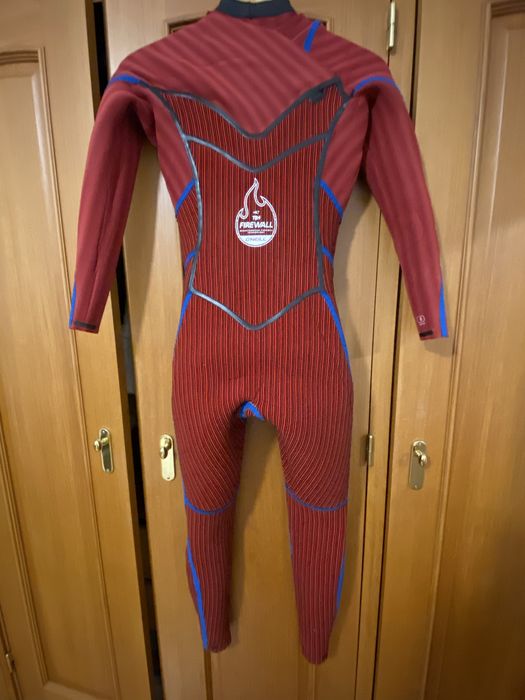 Fato surf oneill mulher psycho tech 4.3