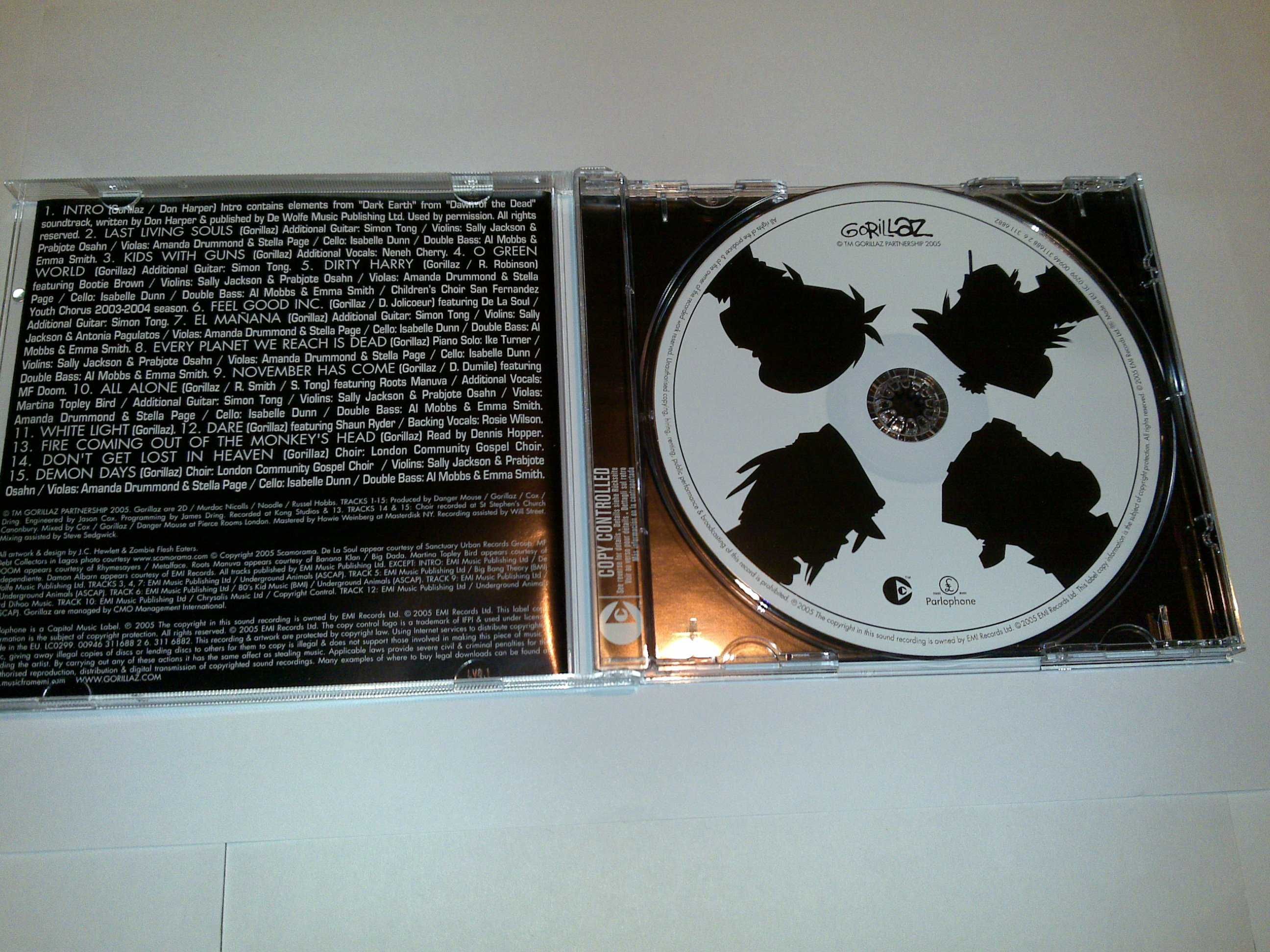 gorillaz (demon days) música/cd