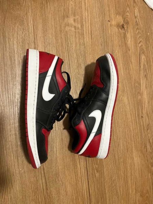 Air Jordan 1 Low Pretas/Vermelhas