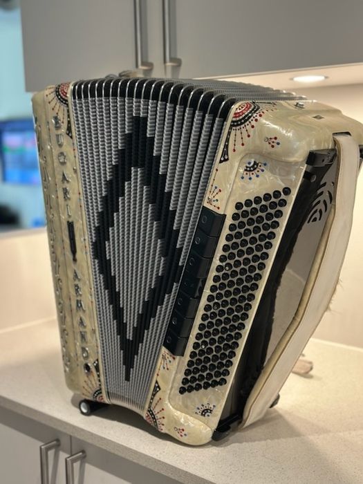 Akordeon Bugari Armando Midi !