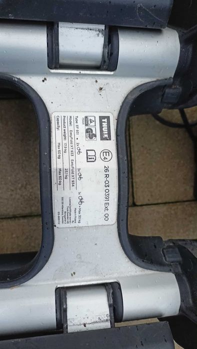 Bagażnik Thule EasyFold XT 933 na hak uchylny składany