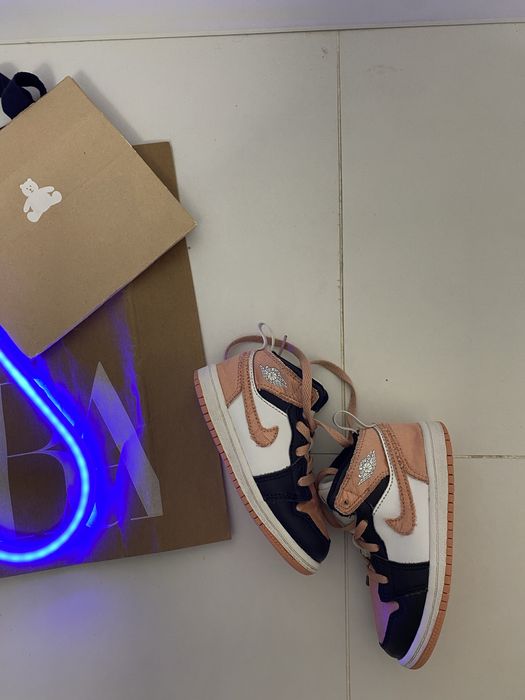 Кросівки nike jordan для дівчинки