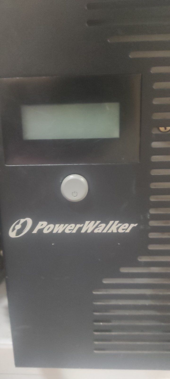 Продам  ИБП PowerWalker VI 3000 LCD (10121020)